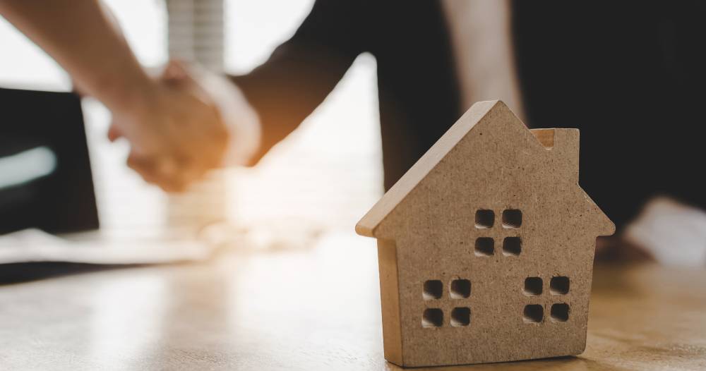 UVH Blog - ESTATE AGENTS - A BEHIND THE SCENES LOOK